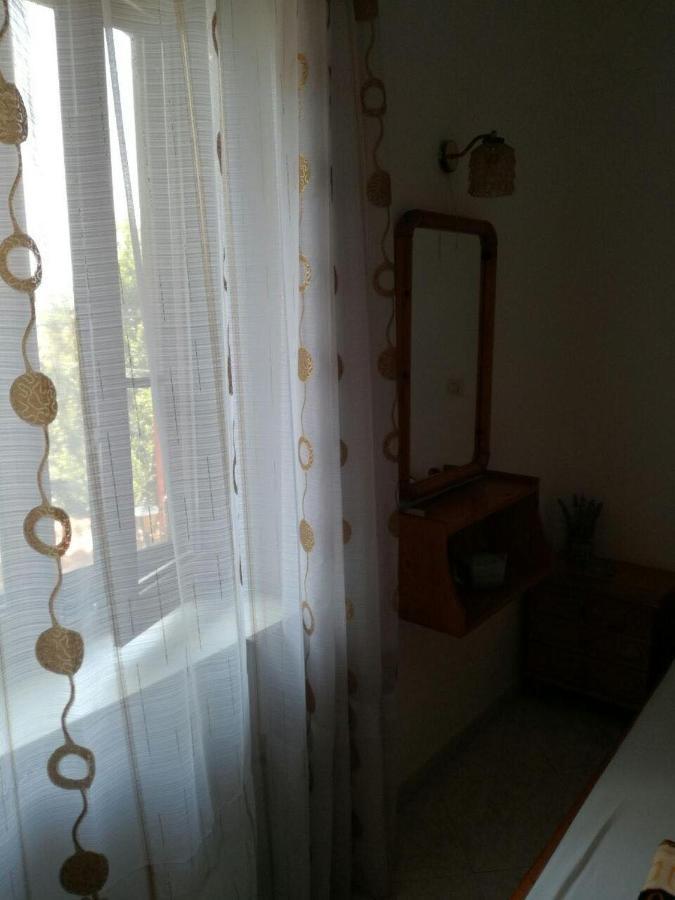 Μαχη Ενοικιαζόμενα Δωμάτια 미팀나 외부 사진