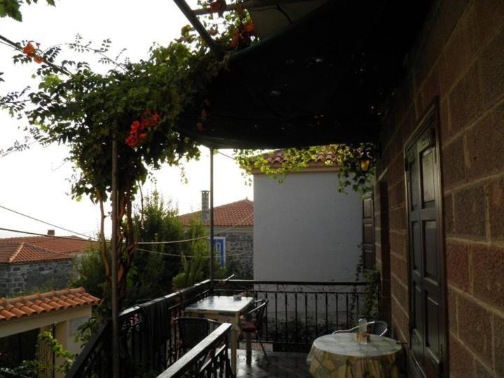 Μαχη Ενοικιαζόμενα Δωμάτια 미팀나 외부 사진
