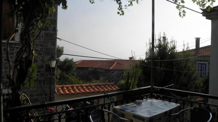 Μαχη Ενοικιαζόμενα Δωμάτια 미팀나 외부 사진